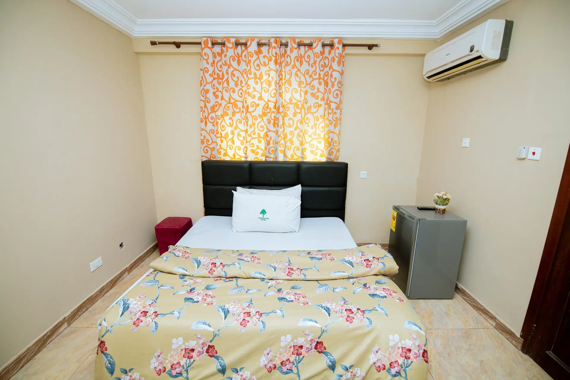 Photo of Deluxe Bedroom with Refrigerator & AC 2